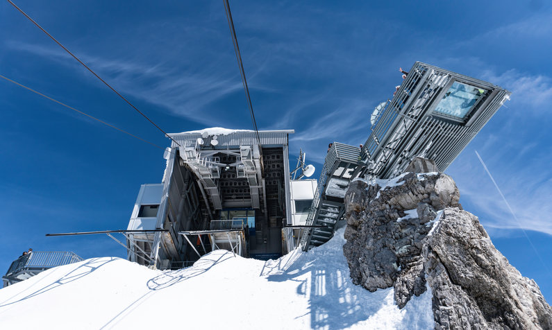 Bergstation auf fast 3000 Metern | © Johannes Absenger