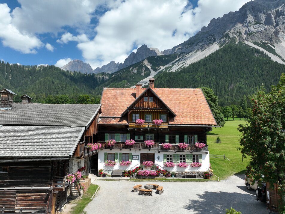 Drehort - Hof Emilie - Impression #1 | © Hans-Peter Steiner